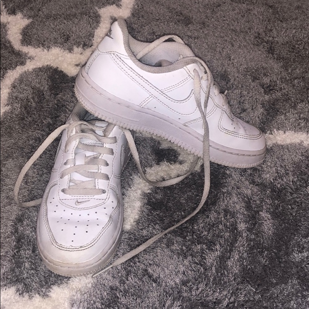Little Boy Nike Air forces